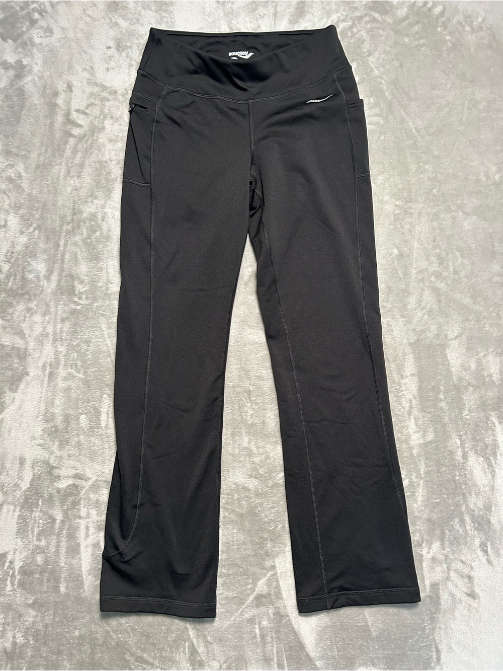 Saucony RunWarm Straight Leg Sweatpants Women’s Medium Black Pockets Running